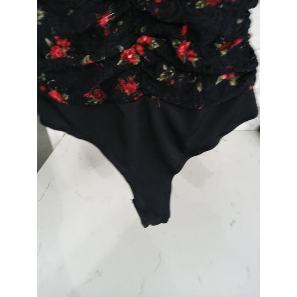 Y2K Whimsigoth XS body top lace Floral Officesiren Red/Blk Sheer Vamp/Goth - Picture 7 of 9